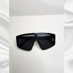 Large Frame Women's Sunglasses - Black